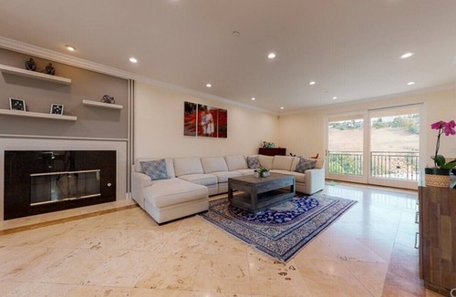 Eagle Rock House | Luxury resort-like house in the heart of Los Angeles.