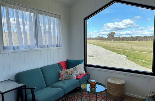 Murrumbateman Cabin | Luxury self-contained cabin, on acreage, in the heart of cool climate wineries