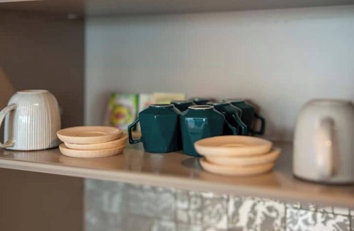 Bouvet Island Apartment | Luxury Stay with Maxi Homes 1Bed: Free Pool, Spa, Fitness & Walk to the Beach!