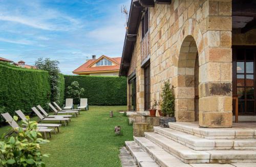 Suances Villa | Luxury Villa Esmeralda