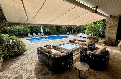 Valdemorillo Ski Chalet | Luxury villa in Paradise with swimming pool and gym overlooking the swamp