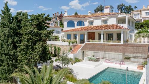 Monte Sancha Villa | Luxury Villa & private pool by ELE Apartments