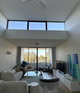North Ryde Apartment | Macquarie Sunlit Urban Northern Sydney