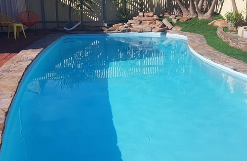 Camden Park House | Magnificent Mid Century Modern Pool house between CBD/Glenelg. Sleeps 22