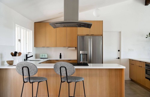 Western Malibu House | Malibu Living At Its Finest - Just Steps Away From The Beach