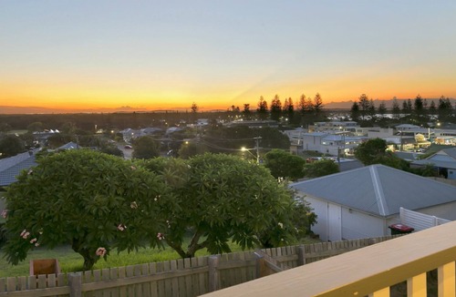 Yamba House | Malolo - A true Yamba favourite - PET FRIENDLY