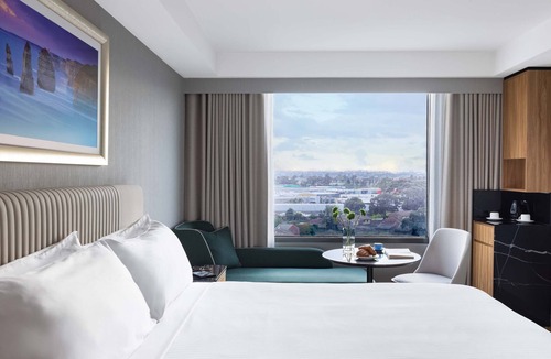 Tullamarine Hotel | Mantra Melbourne Airport