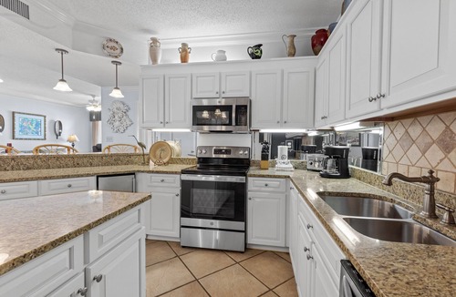 Orange Beach Condo | March-May LOWER RATES NOW*Romar House unit 704A*3BR/2BA BEACHFRONT CONDO