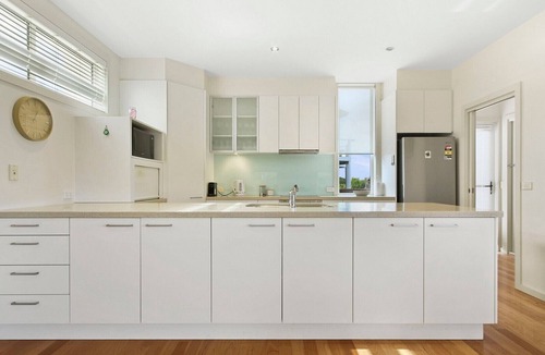 Lake Tyers Beach House | Mazza by the Sea | Beachside Family Escape