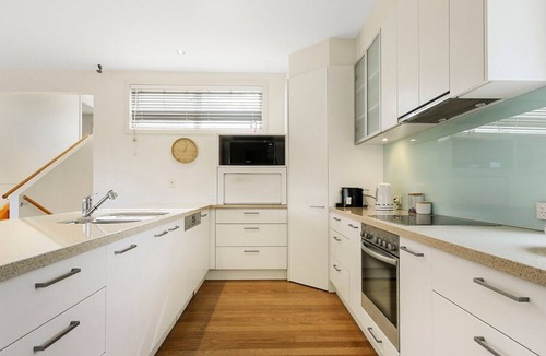 Lake Tyers Beach House | Mazza by the Sea | Beachside Family Escape