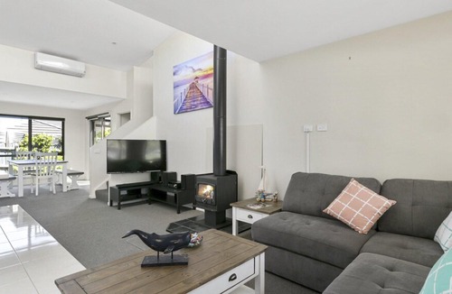 McCrae House | McCrae Escape On William Street