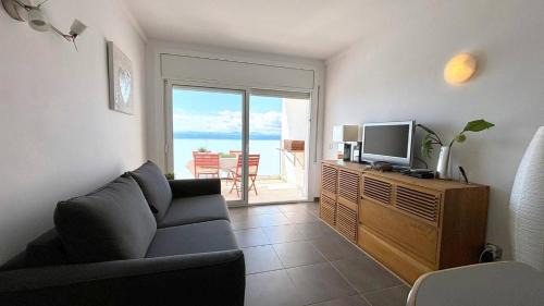 Almadraba-Canyelles Apartment | Meda Chica 1H