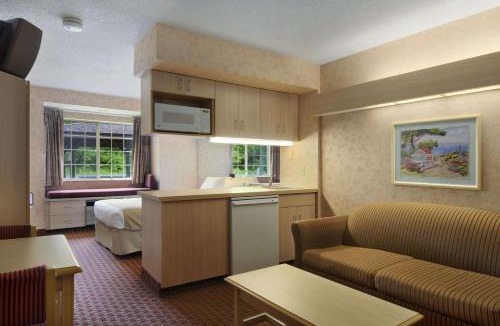 Baldwinsville Hotel | Microtel Inn & Suites by Wyndham Syracuse Baldwinsville