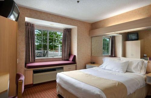 Baldwinsville Hotel | Microtel Inn & Suites by Wyndham Syracuse Baldwinsville