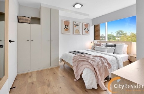 St Kilda West Apartment | Middle Park Gem - Steps away from the Beach