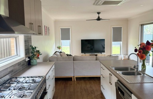 Moama House | Midtown Moama
