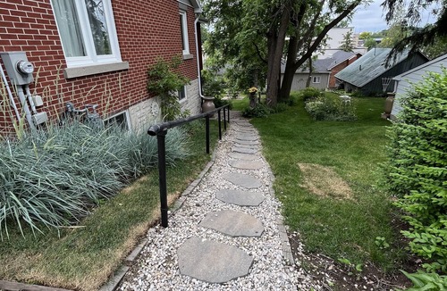 Elora House | Millers Mistress - Gardenview - 2 bdrm apt in downtown Elora
