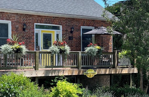 Elora Apartment | Millers Mistress - Millview, 1-bdrm + apt, DownTown Elora with WiFi, & AC
