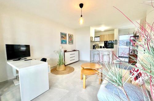 Faaa House | Mititai condo sea view & pool the quiet place near the airport
