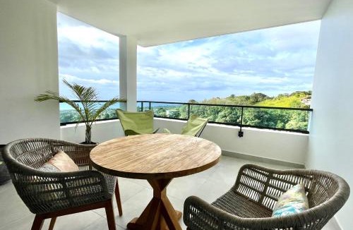 Faaa House | Mititai condo sea view & pool the quiet place near the airport