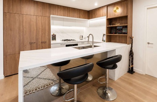 Macquarie Park Apartment | Modern 2BDR Retreat walk to Metro and Macquarie