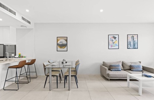 Macgregor Apartment | Modern 2BR Apartment | Easy Access to Everywhere