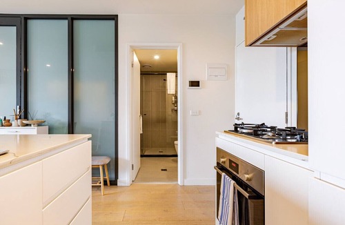 Brunswick West Apartment | Modern 7th floor Flat | Parking, Convenient, Quiet