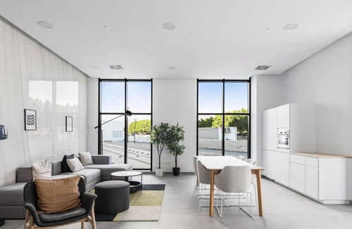 Palma-Palmilla Apartment | Modern Apt with Shared Terrace