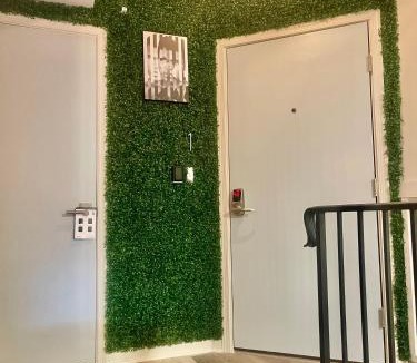 Trenton Apartment | Modern Fully Renovated Suite & Loft in Downtown Trenton