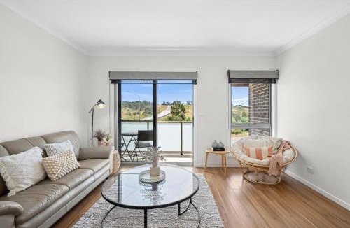 Wright House | Modern Townhouse in Wright