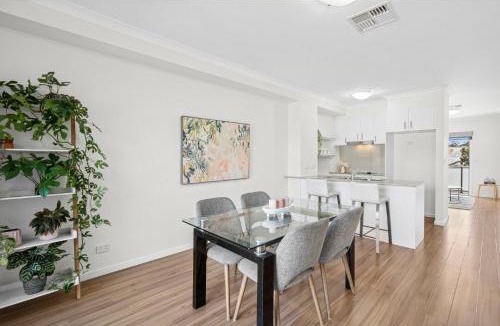 Wright House | Modern Townhouse in Wright