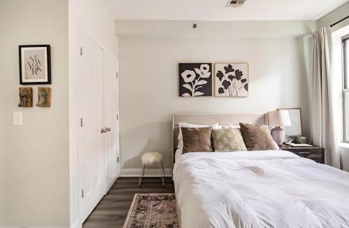 Union City Apartment | Modern West Hoboken 1- Bed 15 Minute Commute To NYC