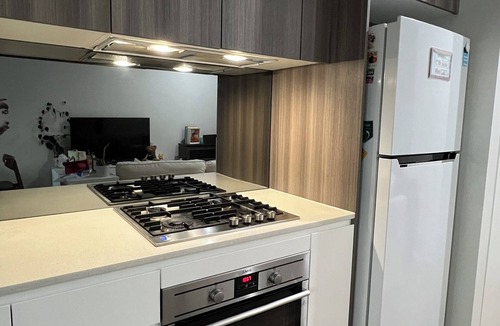 Hurlstone Park Apartment | Moments Away Sydney Studio - Dulwich Hill Inner West