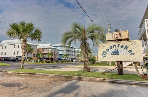 Gulf Shores Apartment | Moonraker Condos