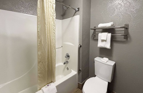 Prattville Hotel | Motel 6 Prattville, AL