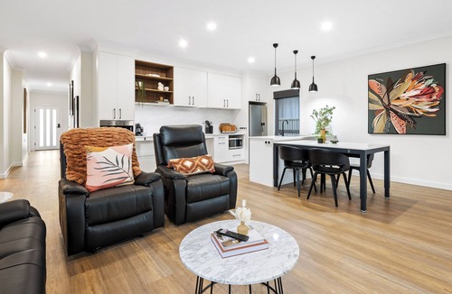 Mount Gambier Apartment | Mount Gambier, City Edge Apartment 1 - Wheelchair Accessible Accommodation