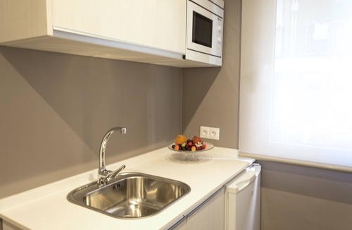 La Malagueta Apartment | Muelle Uno 3A Studio Living4malaga