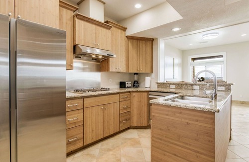Ono Island House | NEW 20% OFF! Waterfront, Ken's Tranquil Harbor, Near NAS. Boater & Pet-Friendly!