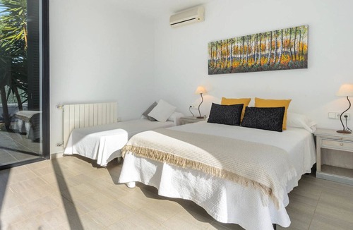 Sant Jordi de Ses Salines Villa | New! Villa Anur in Sant Jordi de Ses Salines