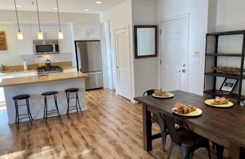 Irvine Apartment | *NEW LISTING*Luxury Resort Style Living