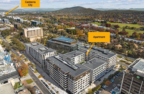 Dickson Apartment | New & Modern 1bd Apt. w/parking