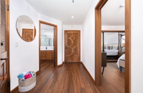 Avalon Apartment | NEW! Premium Ocean Views, Corner Condo with Fireplace and Golf Cart