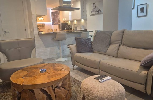 Torreblanca Apartment | Newly Refurbished Luxury 3 Bed Duplex Apartment
