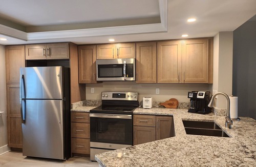 Sanibel Condo | Newly remodeled after hurrican Ian. Come relax and unwind!