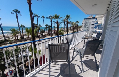 Sitges Town Center Apartment | Nice apartment facing the beach in the center of Sitges fully equipped