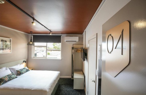 Fairfield Heights Hotel | Nightcap at Fairfield