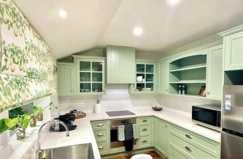 North Adelaide Cottage | North Adelaide, Festival Theatre, Adelaide Oval, Golf, Zoo, Botanic Gardens