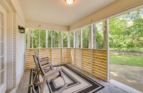 Northport House | Northport Game Day Getaway 5 Mi to University!
