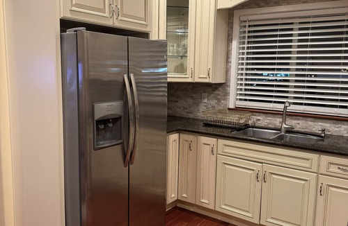 Eagle Rock Apartment | Occidental college