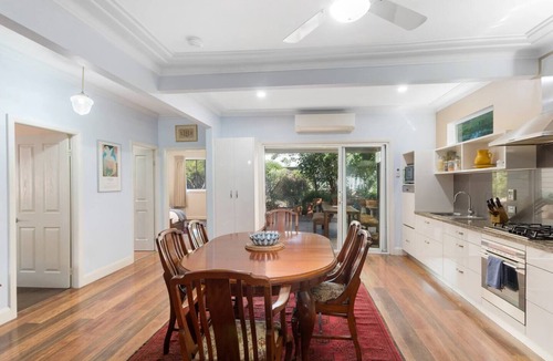 East Corrimal House | Ocean Blue Escape Beachside Living Granny Flat